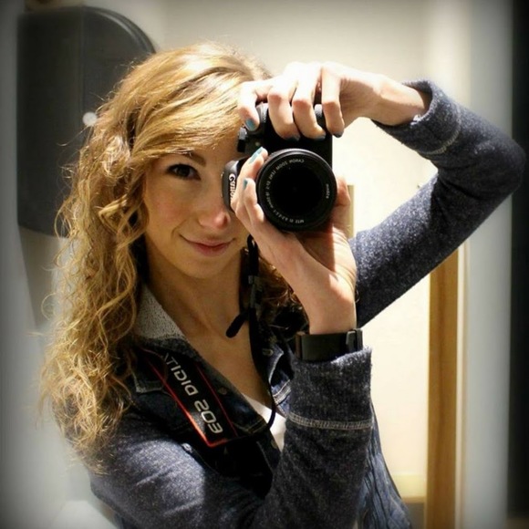 Meet your Posher, Kelly - Picture 1 of 1